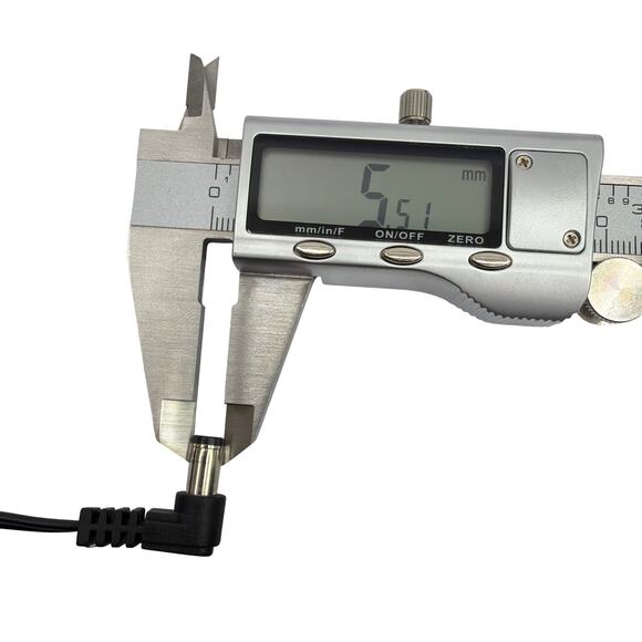 AeroGarden 6WWPC02 12V 2.5A Switching Power Adapter - Picture 4 of 4